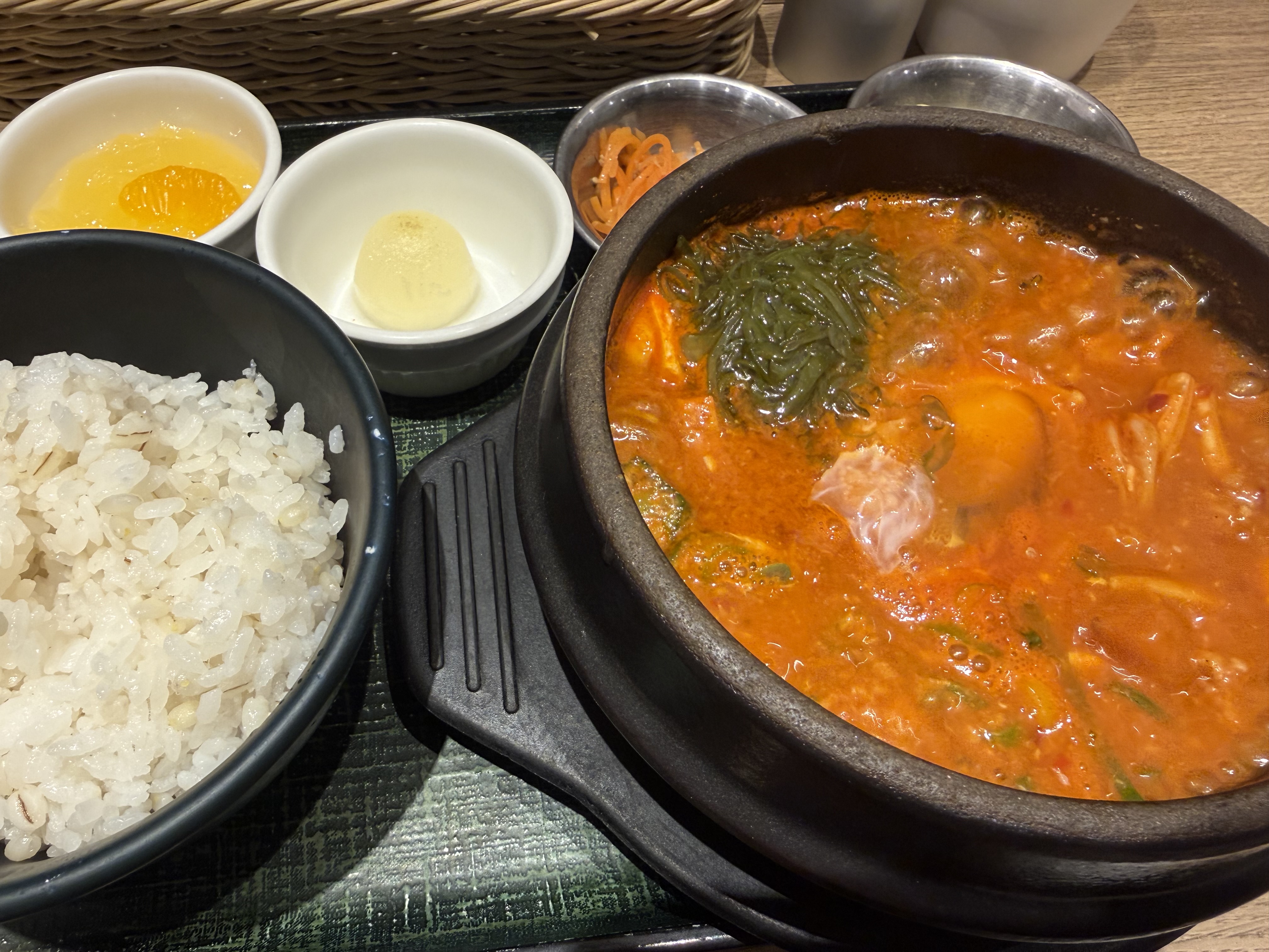 あんな