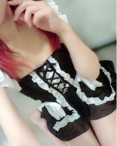 あみな