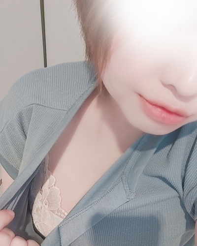 みい