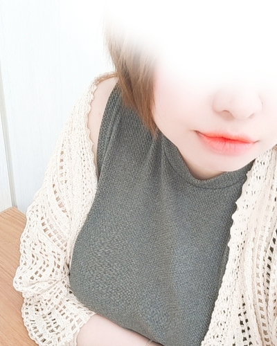 みい