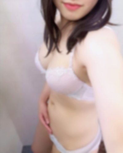 あいな