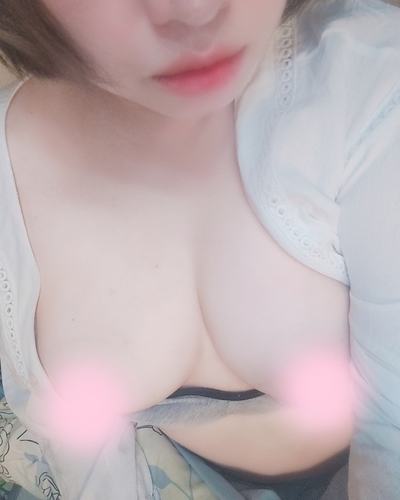 みい