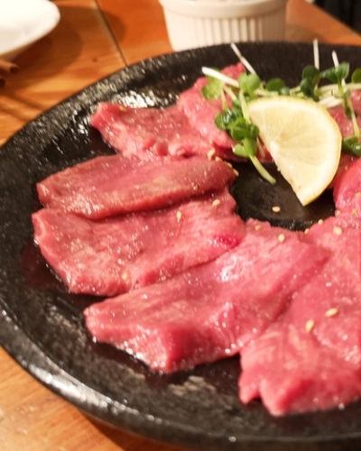 あいな