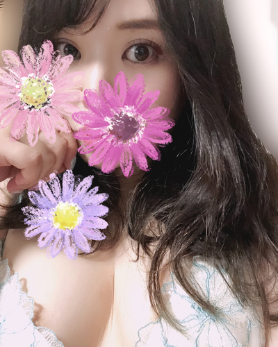 ゆりな
