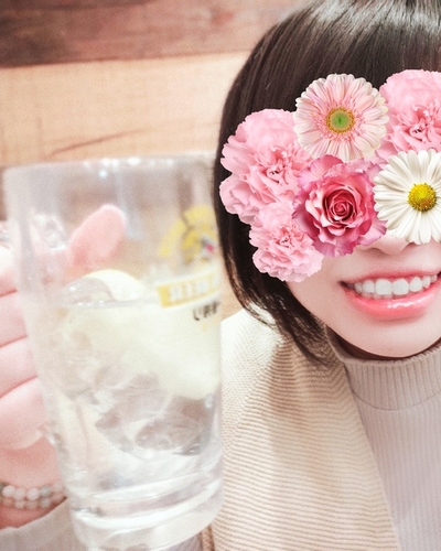 みい