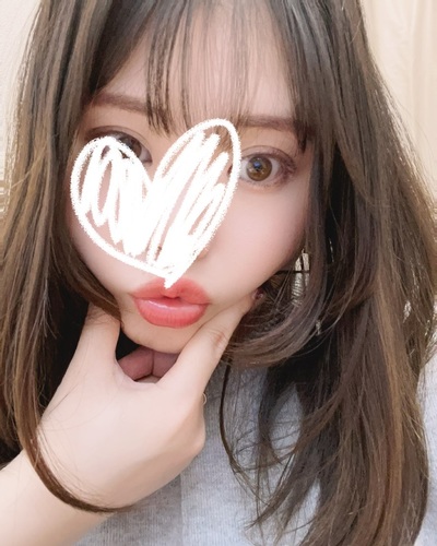 ゆりな