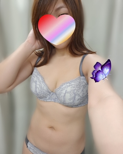 あいな