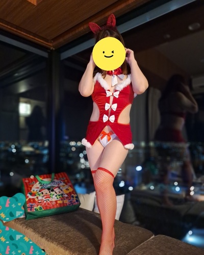 あいな