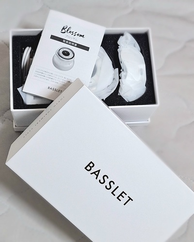 あいな