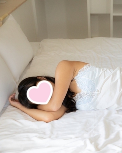 あきな