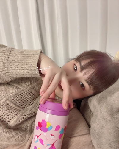 あやな