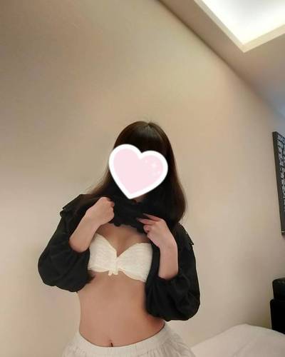 あきな
