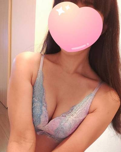 あきな