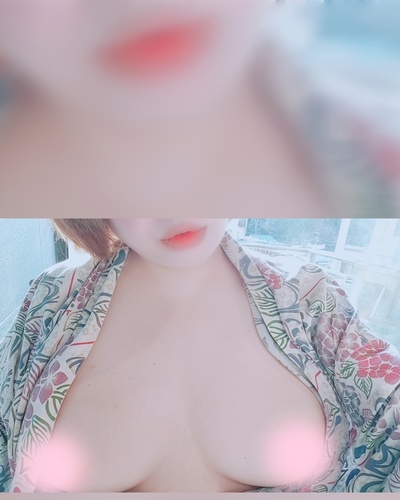 みい