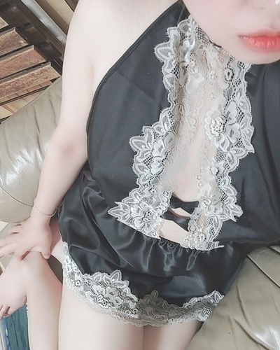 みい