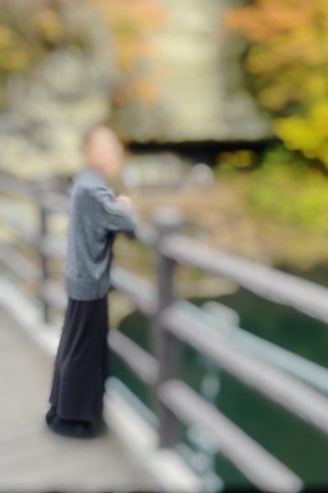 みい