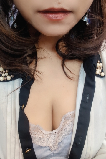 ゆりな