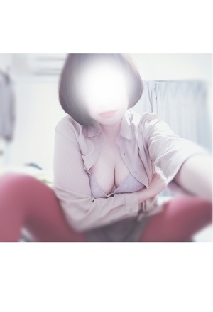 みい