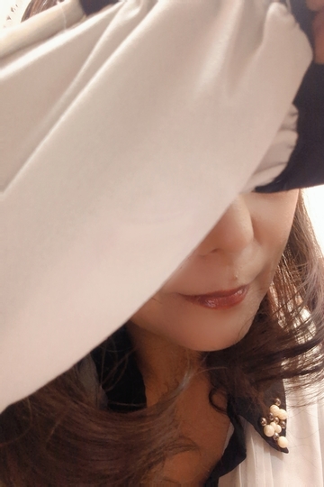 ゆりな