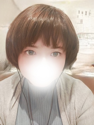 みい