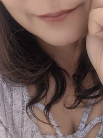 ゆりな