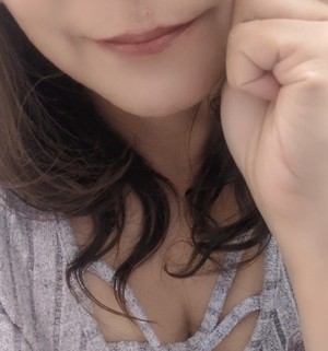 ゆりな