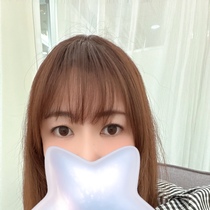 ゆりな