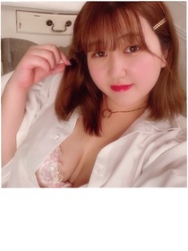 ももあ