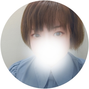 みい