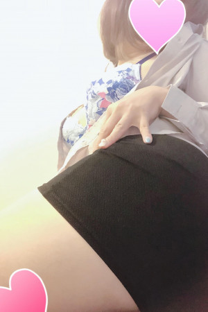ゆりな